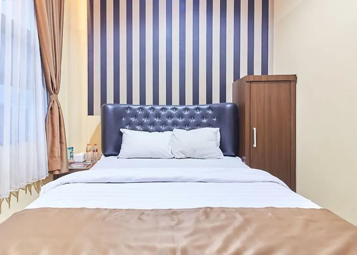 Front One Inn Malang